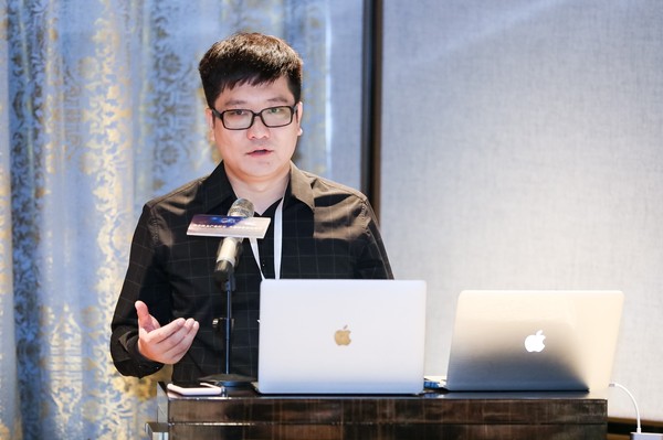 富侨弘之颐市场总监胡州煜在推介会中致辞 富侨弘之颐市场总监胡州煜在推介会中致辞