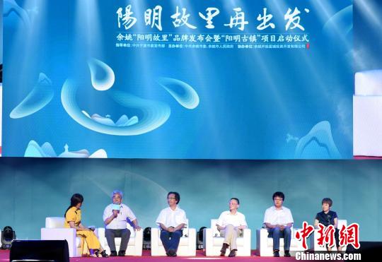 图为专家访谈?！『谓?摄