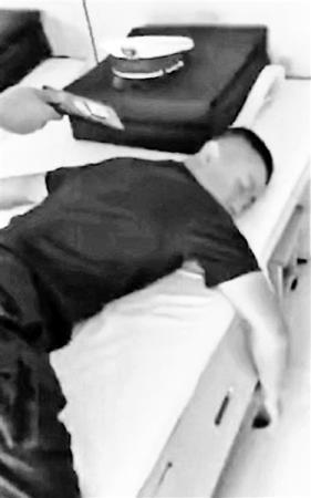 点击进入下一页