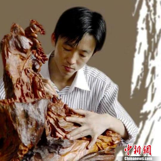 徽州木雕传承人朱泓：坚持工匠精神让徽雕走向世界