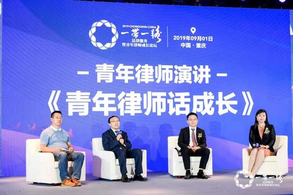 点评嘉宾：（从左至右）张建文、何洪涛、武小刚、王明芝