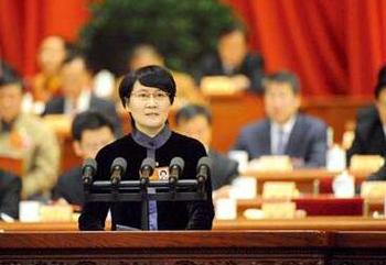 第十、十一、十二届全国政协委员，民建中央调研部原部长蔡玲：我们现在看到了，八项规定不是一阵风