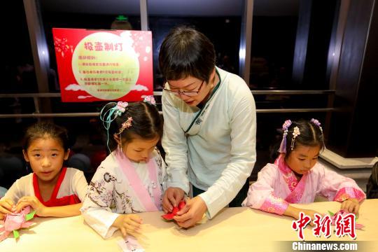 琴“诗”合鸣、放荷花灯……广州博物馆打造旅游夜间模式