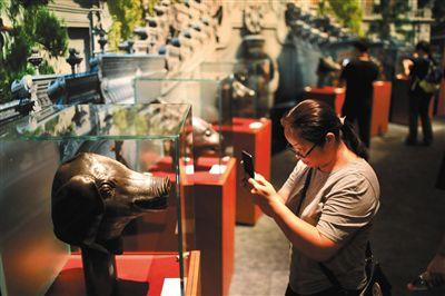 点击进入下一页