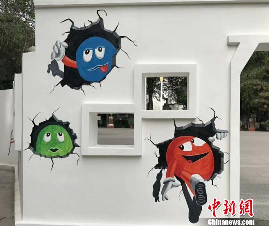 图案惟妙惟肖，立体感强?！≈芄?摄