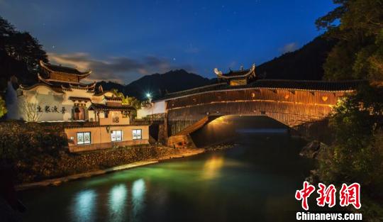 海内外专家齐聚浙江庆元合力共推中国木拱廊桥申遗