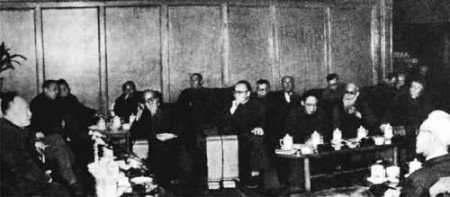 1961年2月，全国政协召开文史资料工作座谈会，陈毅在座谈会上讲话。