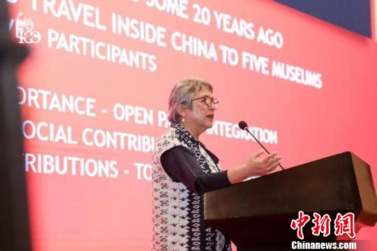 秘鲁国家考古学人类学和历史学博物馆馆长SONIAGUILL?N作题为《秘鲁国家考古学人类学和历史博物馆的挑战》的主旨演讲?！∩轿鞑┪镌禾峁?摄