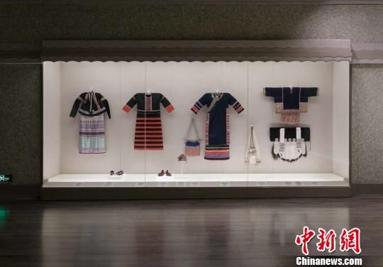 “花满申城——上海博物馆少数民族工艺馆新陈列”。上海博物馆 供图