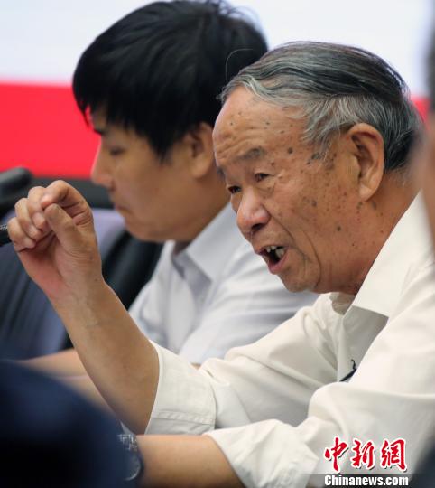 徐万邦先生出席活动并致辞?！∪魏Ｏ?摄