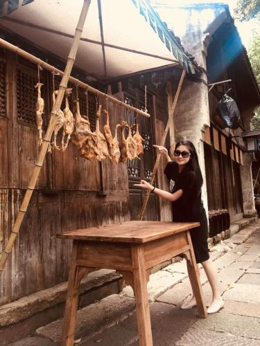 点击进入下一页