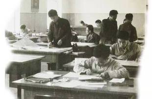 “可高兴，可自豪，可不得了了！”84岁的他回忆61年前参加国庆群众游行