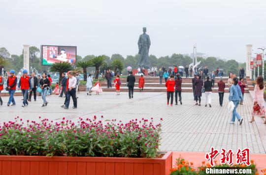 点击进入下一页