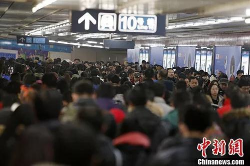 资料图 中新社 刘关关 摄