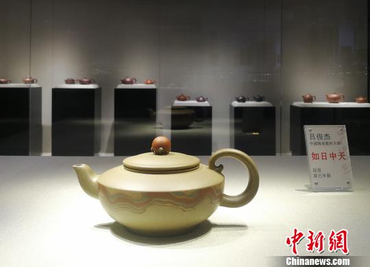 江苏“吕门紫砂”近百件精品粤港澳大湾区巡展