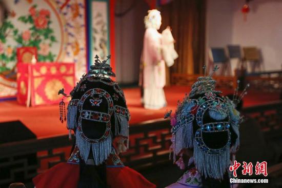 点击进入下一页