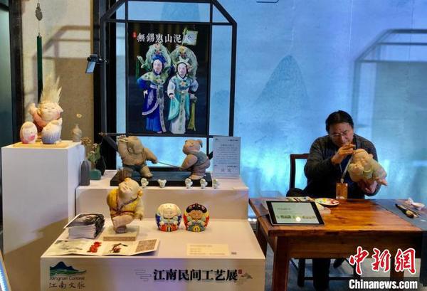 点击进入下一页