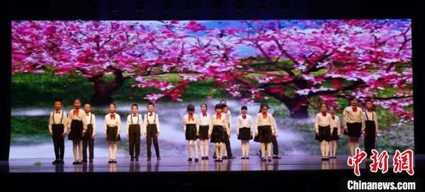 第四届“北京十月文学月”闭幕百场活动掀文学热潮