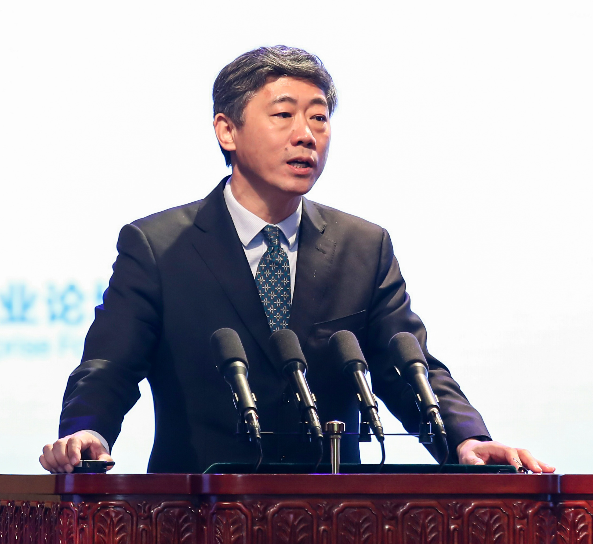 1572919789(1) 1572919789(1)