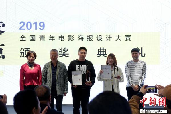 “电影海报博物馆”快闪厦门