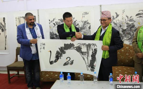 画展现场?！≌懦恳?摄