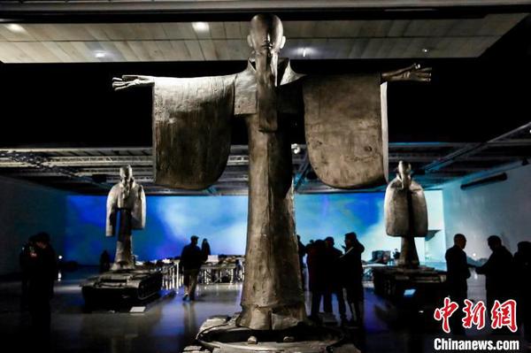 当代雕塑家李象群个展在京亮相首现《元四家》等代表作