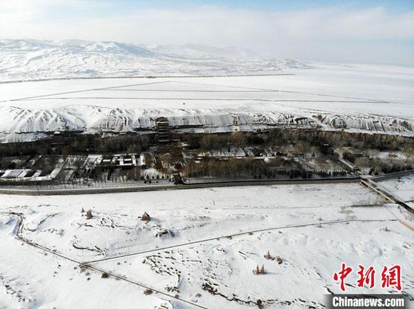 图为航拍敦煌莫高窟。(资料图) 杨艳敏 摄