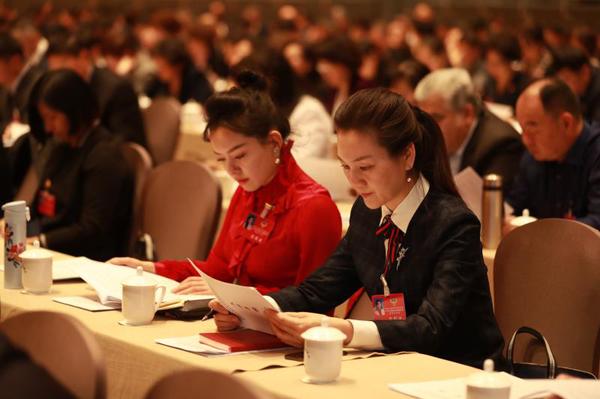 政协委员参加集中培训 政协委员参加集中培训