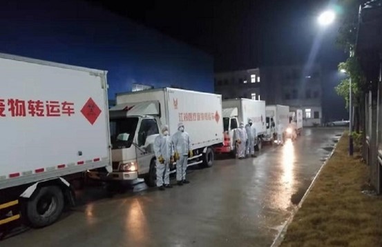 中国节能所属中国节能生态荆州公司医疗废物转运车整装待发 中国节能所属中国节能生态荆州公司医疗废物转运车整装待发