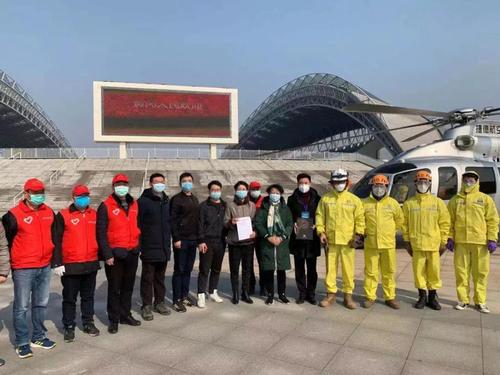 2 物资抵达黄冈 2 物资抵达黄冈