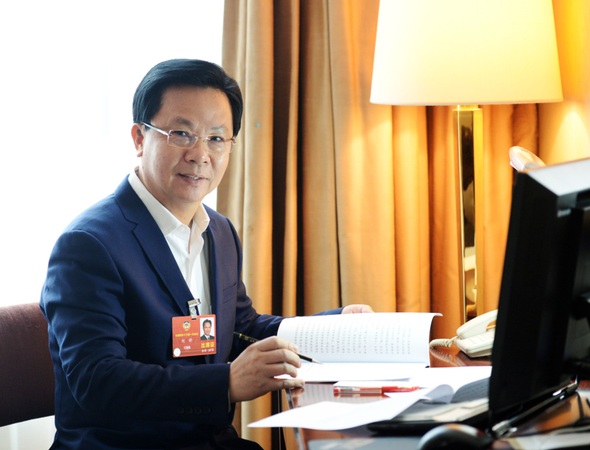 第十三届全国政协委员、中山大学教授刘昕