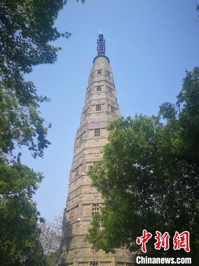 杭州保俶塔重新开放 西湖景区岳庙管理处供图 摄 杭州保俶塔重新开放 西湖景区岳庙管理处供图 摄
