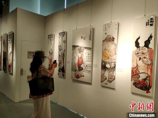 展览一角?！⊙罘?摄