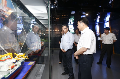 （二版8）2018年6月12日，赵仲华副主席带队赴河西区调研企业发展情况