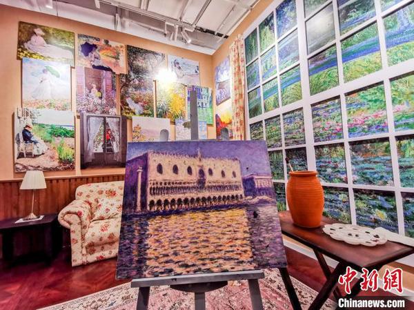 在见境美术馆内，布置有《画室》、《蒙托尔热街》、《蛙塘》、《午餐花园》等展厅。主办方供图