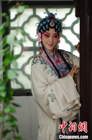 昆曲《牡丹亭？游园惊梦》剧照 主办方供图