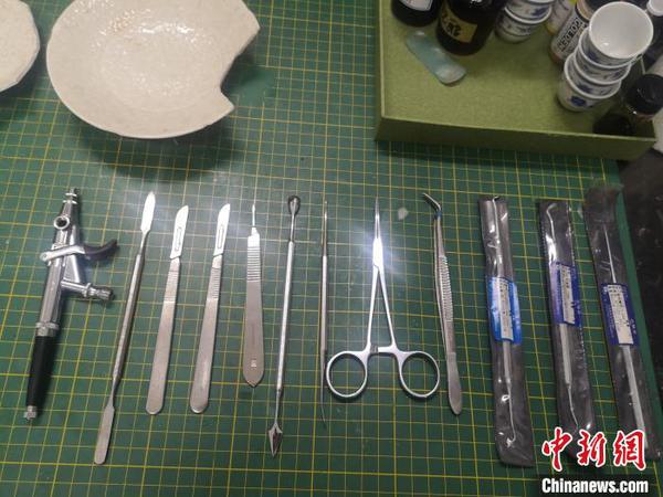 修复时需要的手术刀等工具?！⊥τ?摄