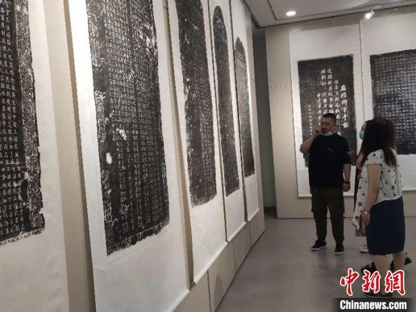 展览现场?！〗惺形抗┩?摄