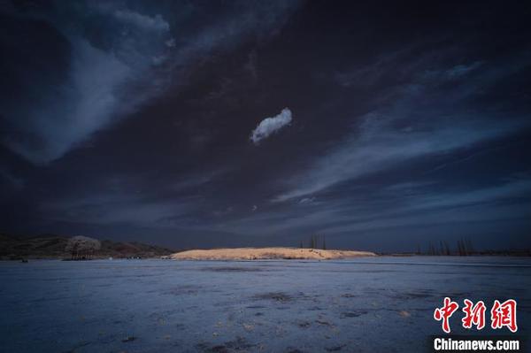 图为良渚古城遗址公园 魏春 摄 图为良渚古城遗址公园 魏春 摄