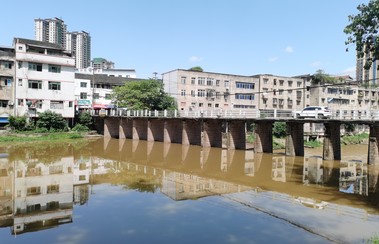 陈明帅：《春风》