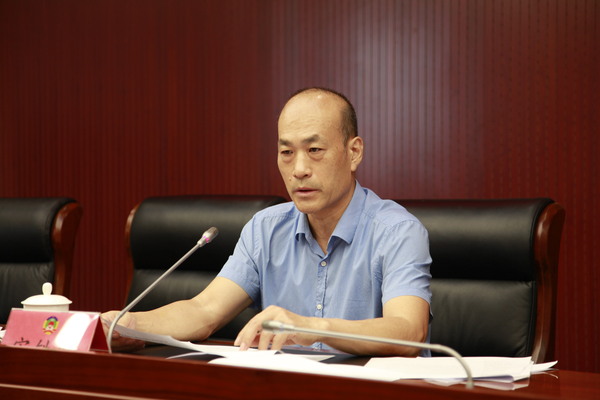 宋铁健主席在会上讲话 宋铁健主席在会上讲话