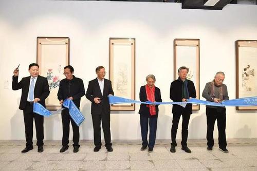 b64543a98226cffc3c3e01990beeeb97f703eaf8 b64543a98226cffc3c3e01990beeeb97f703eaf8