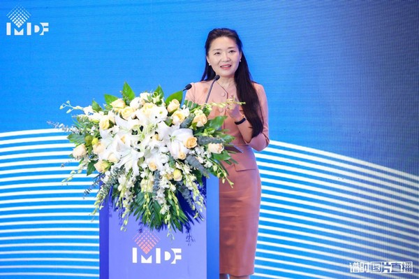 项目援助对象代表、中央广播电视总台新闻中心夜间节目部副主任郭静发言