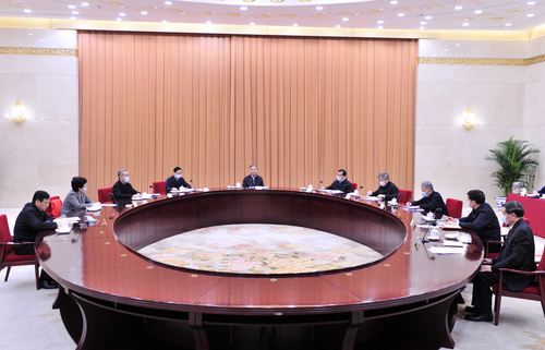 1月27日，全国政协党组理论学习中心组举行2021年第一次集体学习，学习贯彻习近平总书记在中央政治局民主生活会上的重要讲话，第十九届中央纪委五次会议精神。中共中央政治局常委、全国政协主席、党组书记汪洋主持会议并讲话。