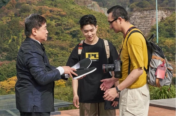 2.webp (5) 2.webp (5)