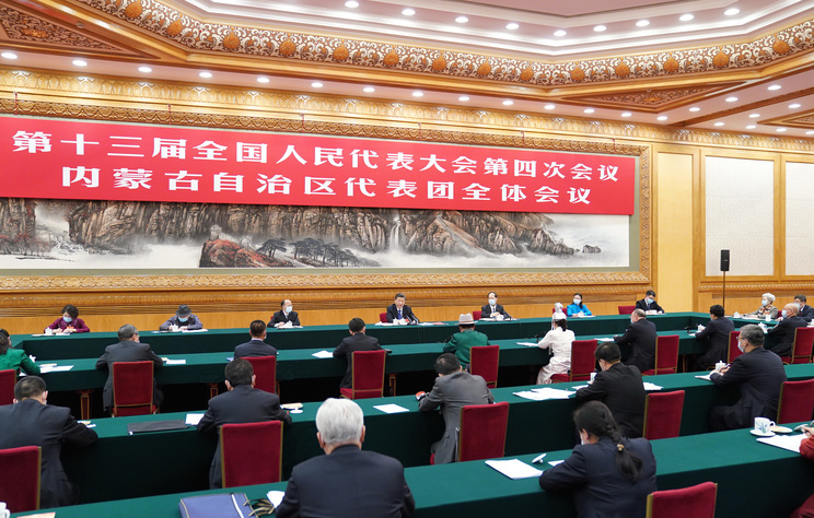  习近平参加内蒙古代表团审议