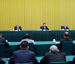 韩正与港澳地区全国政协委员共商国是