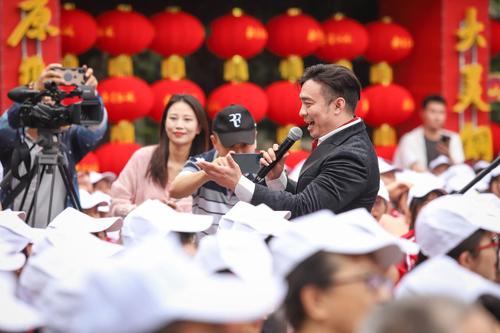 张原铭演唱《永恒的旋律》 张原铭演唱《永恒的旋律》