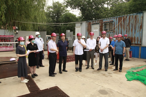 宋铁健一行到御京花园南区项目工地实地调研汛期在施基坑工程 宋铁健一行到御京花园南区项目工地实地调研汛期在施基坑工程