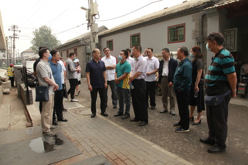 宋铁健一行到利薄营胡同邮局调研“12345”市民热线反映的问题 宋铁健一行到利薄营胡同邮局调研“12345”市民热线反映的问题